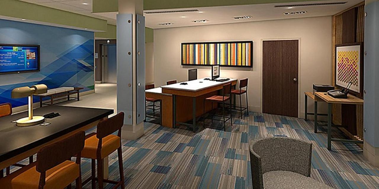 Holiday Inn Express & Suites - Marion By Ihg Luaran gambar