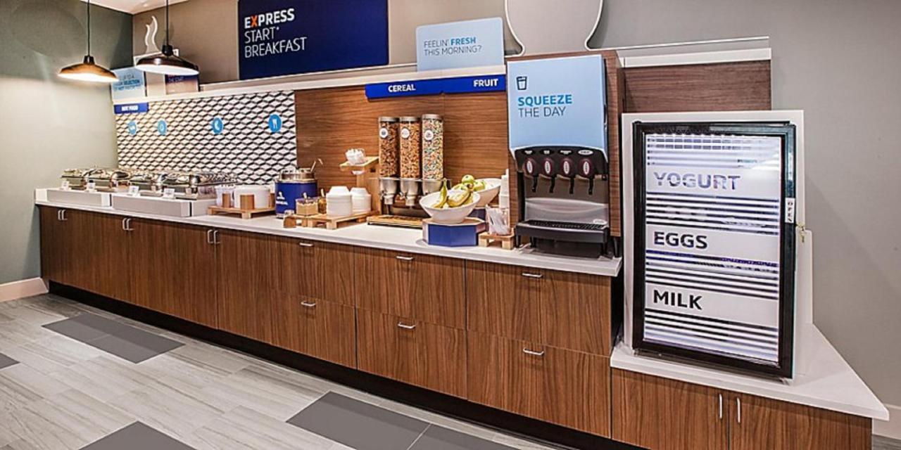 Holiday Inn Express & Suites - Marion By Ihg Luaran gambar